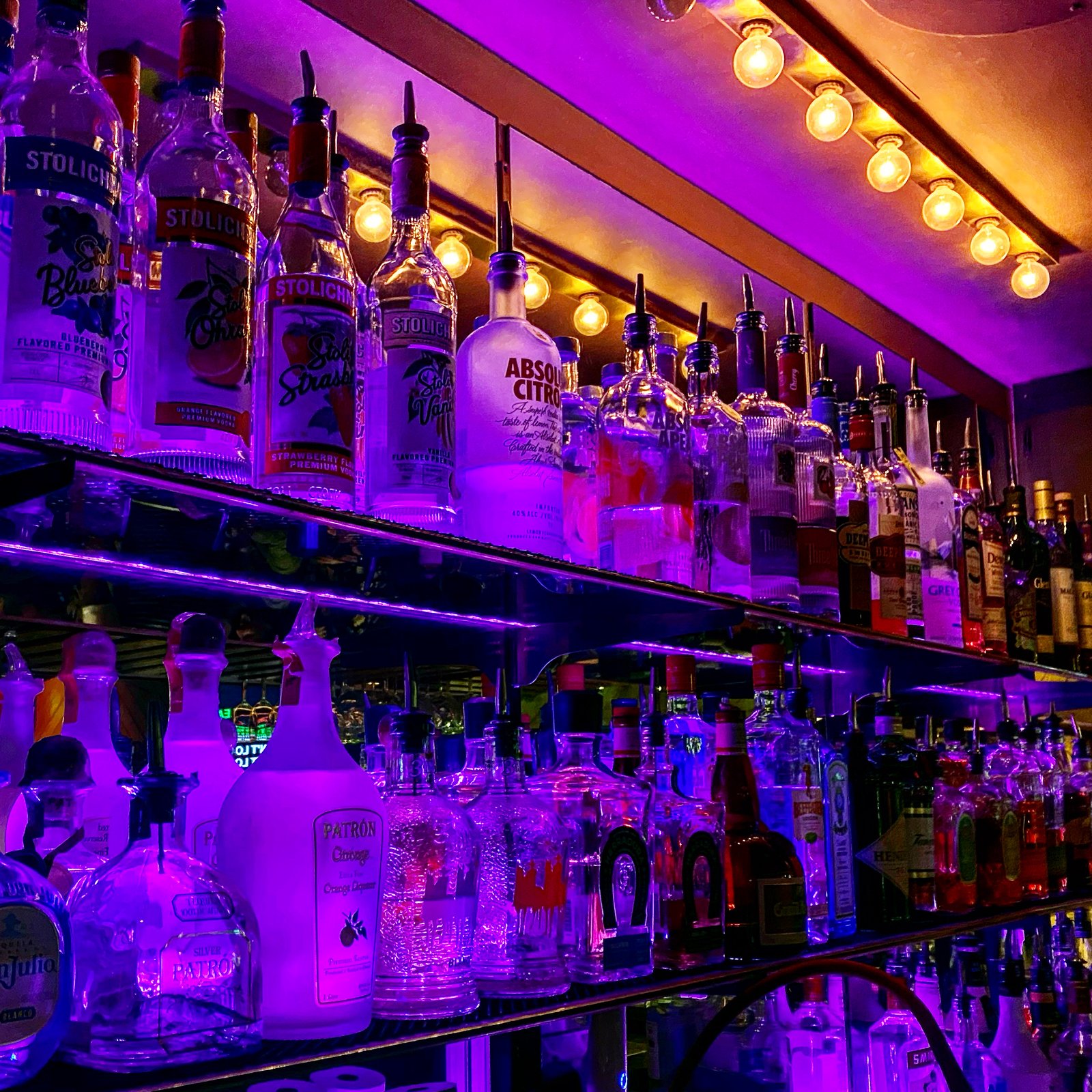 6ABD5BB5-F400-4825-A52D-86487603A572